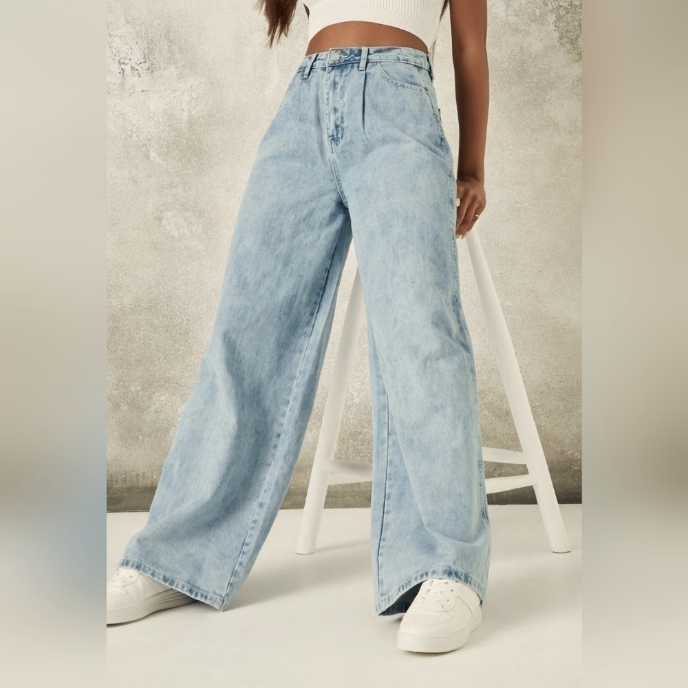 Missguided High Waist Wide Leg Baggy Boyfriend Jeans‎ Size 4 NWT